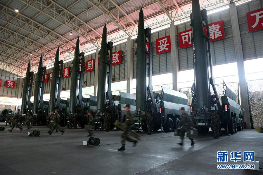 （新華全媒頭條&middot;圖文互動）（11）沿著中國特色強軍之路闊步前進&mdash;&mdash;黨中央、中央軍委領導推進國防和軍隊建設70年紀實