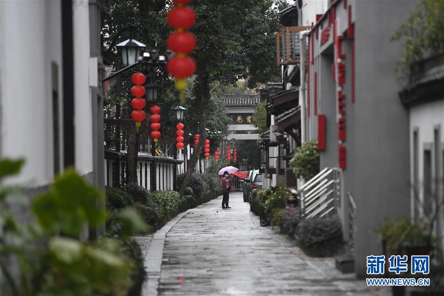 （在習(xí)近平新時(shí)代中國特色社會(huì)主義思想指引下&mdash;&mdash;新時(shí)代新作為新篇章&middot;習(xí)近平總書記關(guān)切事&middot;圖文互動(dòng)）（4）鑄成防疫&ldquo;鐵軍&rdquo;&mdash;&mdash;基層防疫&ldquo;硬核&rdquo;故事