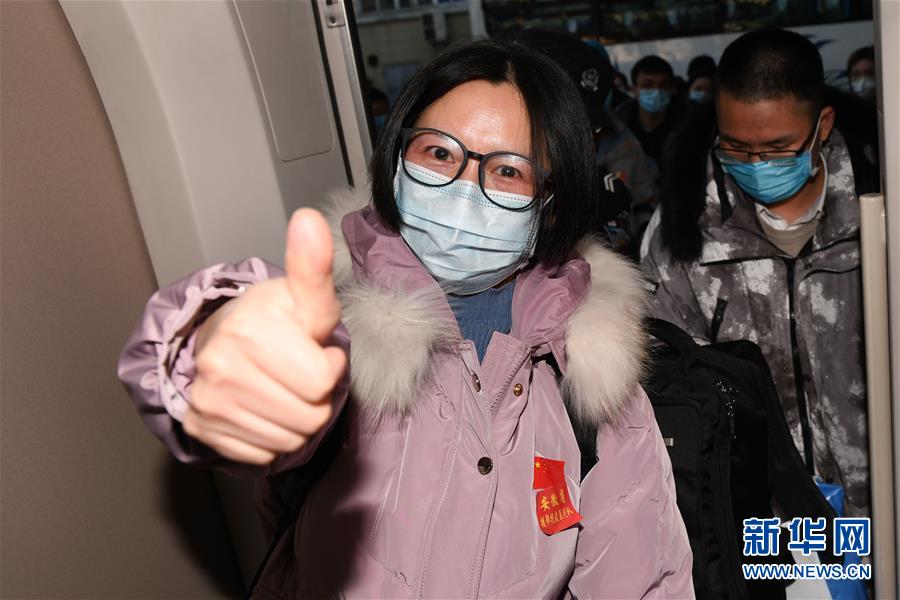 （在習(xí)近平新時(shí)代中國(guó)特色社會(huì)主義思想指引下&mdash;&mdash;新時(shí)代新作為新篇章&middot;習(xí)近平總書記關(guān)切事&middot;圖文互動(dòng)）（4）打好防控&ldquo;主動(dòng)仗&rdquo;&mdash;&mdash;各地精準(zhǔn)施策堅(jiān)決遏制疫情蔓延