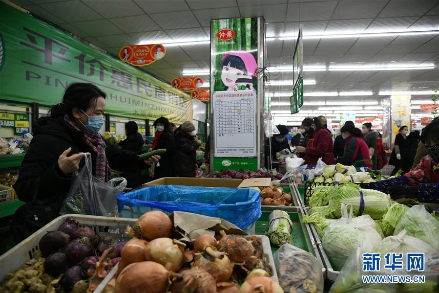 （在習(xí)近平新時代中國特色社會主義思想指引下&mdash;&mdash;新時代新作為新篇章&middot;習(xí)近平總書記關(guān)切事&middot;圖文互動）（2）抗疫之下 保供無憂