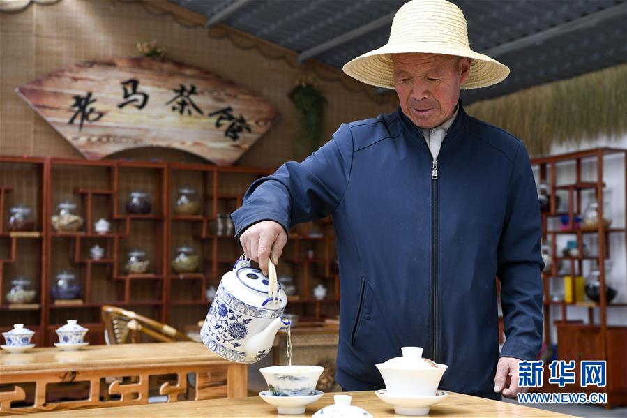 （新華全媒頭條&middot;圖文互動）（5）初夏，循著總書記的腳步探訪產(chǎn)業(yè)扶貧新事