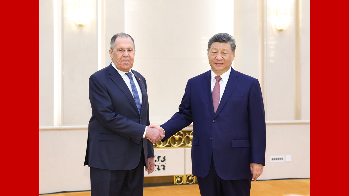 習(xí)近平會見俄羅斯外長拉夫羅夫