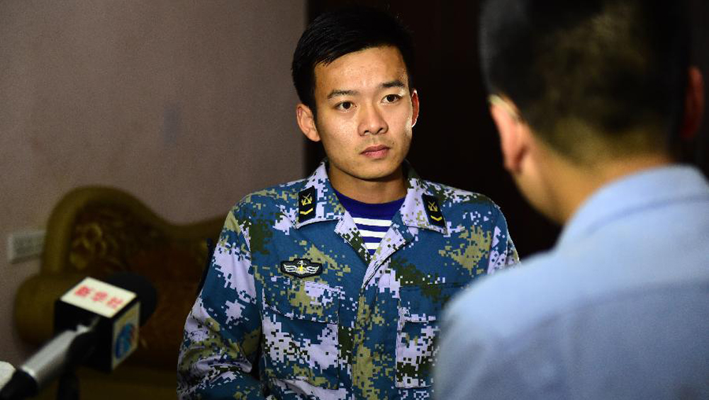 90后潛水員官東：&ldquo;在最危急的那一刻，我只想著趕緊救人&rdquo;