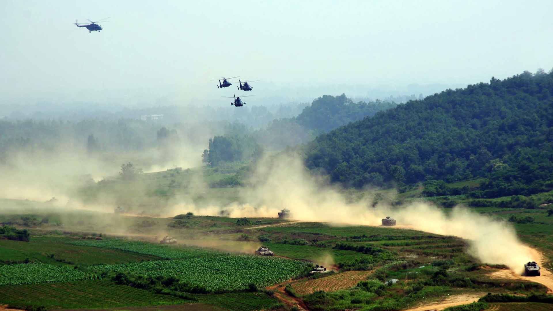 中國&ldquo;鐵軍&rdquo;：踏上改革強軍新征程