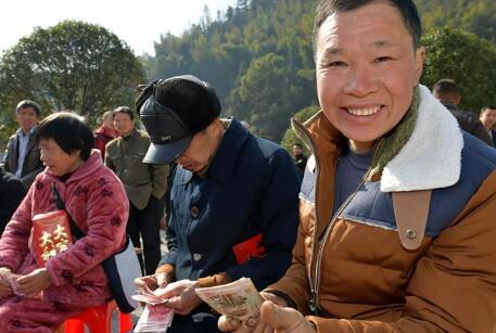 &ldquo;脫貧后，我們分紅了！&rdquo;