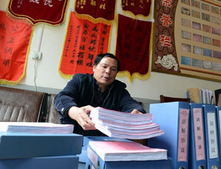 &ldquo;一離開(kāi)群眾，內(nèi)心就感到孤獨(dú)&rdquo;&mdash;&mdash;記&ldquo;鄉(xiāng)村判官&rdquo;楊斌圣