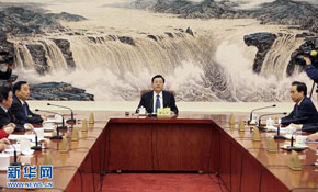 十二屆全國人大常委會第十二次委員長會議舉行