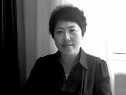 塵土飛揚的農(nóng)村土路變水泥路