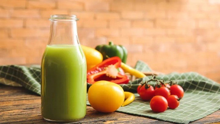 榨蔬菜汁喝，比吃蔬菜更健康更方便？