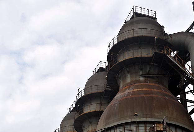 堅(jiān)持以環(huán)保為前提，做到不環(huán)保不生產(chǎn)。