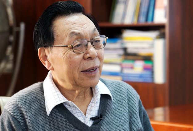 找到更古老的巖石，把月球的歷史理解得更完全