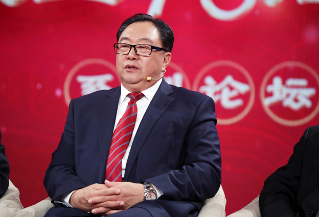 國投未來就是要實(shí)實(shí)在在地往老百姓最關(guān)心的醫(yī)藥、質(zhì)量、健康養(yǎng)老、環(huán)境治理等方面轉(zhuǎn)型