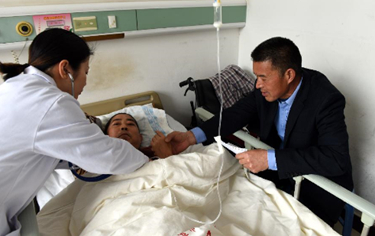 兩會(huì)晨評(píng)：看病難該如何解決？