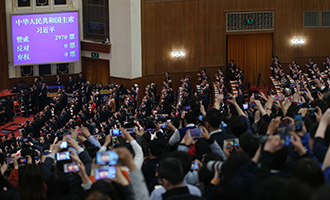 習近平全票當選為國家主席、中央軍委主席