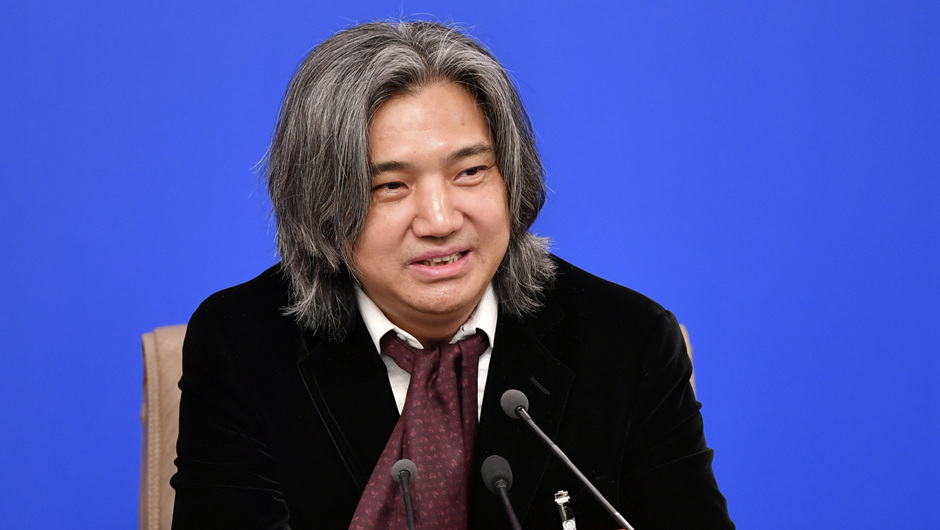 全國政協(xié)常委、文化文史和學(xué)習(xí)委員會(huì)委員，中國美術(shù)館館長，中國美術(shù)家協(xié)會(huì)副主席 吳為山