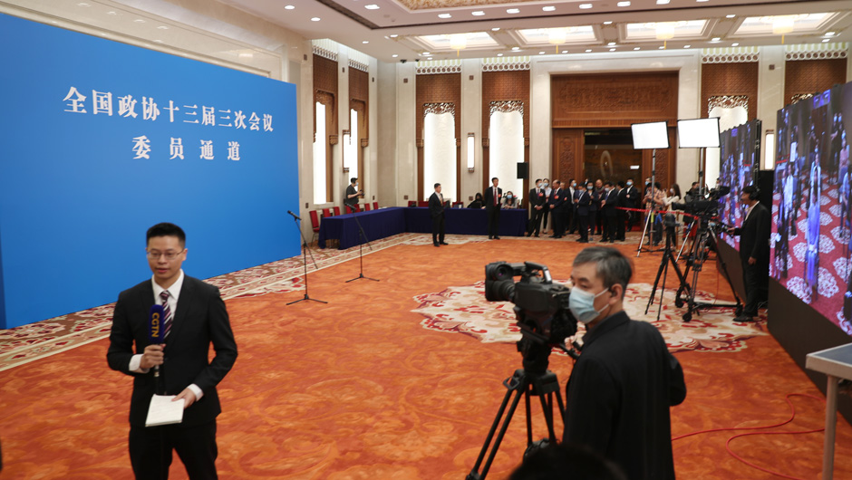 &ldquo;委員通道&rdquo;現(xiàn)場(chǎng)