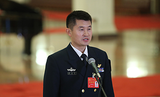 曹先建代表接受采訪(fǎng)