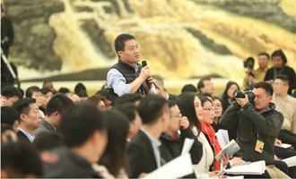 香港文匯報、大公報記者提問