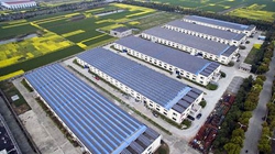 &ldquo;勞模&rdquo;臺(tái)商吳國瑞：人生像首歌，用心唱才會(huì)動(dòng)聽