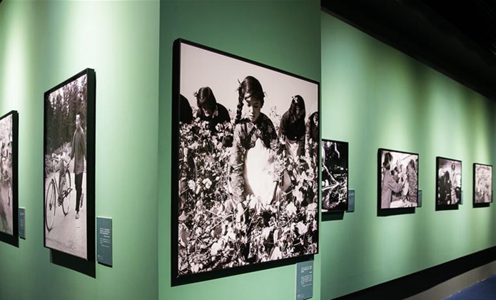 &ldquo;國家相冊 致敬歷史&mdash;&mdash;新華社中國照片檔案館典藏展&rdquo;在首都博物館開展
