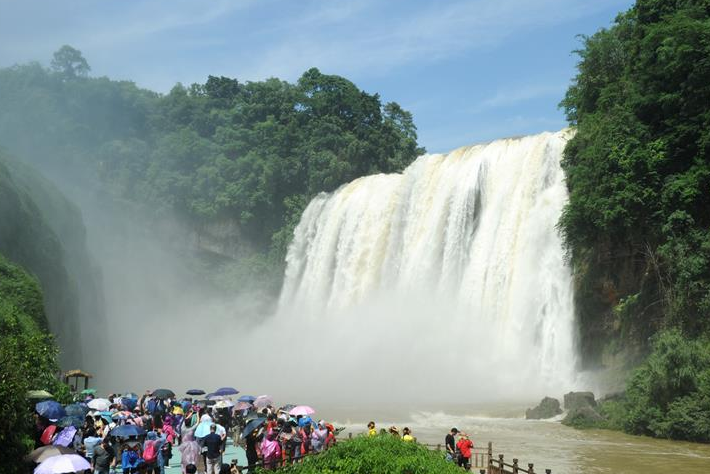 生態(tài)中國(guó)&middot;貴山貴水迎客來(lái)