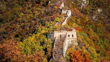 追夢(mèng)足跡｜箭扣：撥云見(jiàn)日，秋韻襲人