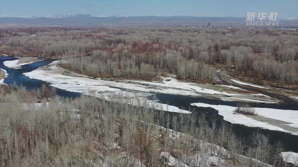 打卡紅色足跡｜打開(kāi)手機(jī)地圖，最西北那條線他倆守了33年