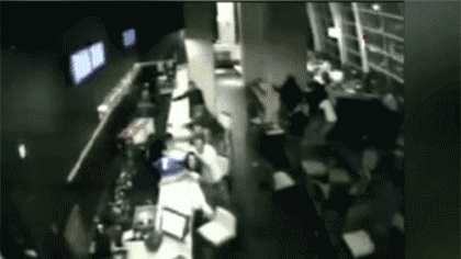 災(zāi)害來了怎么辦 監(jiān)測網(wǎng)絡(luò)&ldquo;號(hào)脈&rdquo;建筑設(shè)計(jì)減震