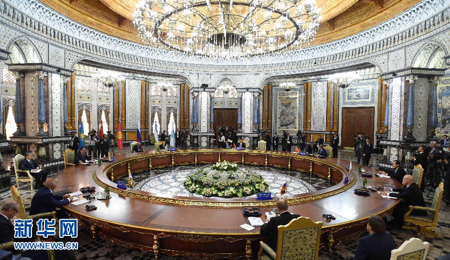 9月12日，上海合作組織成員國元首理事會第十四次會議在塔吉克斯坦首都杜尚別舉行。國家主席習近平出席會議并發(fā)表重要講話。新華社記者馬占成攝 