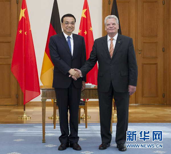 10月10日，國務院總理李克強在柏林會見德國總統(tǒng)高克。 新華社記者 王曄 攝 