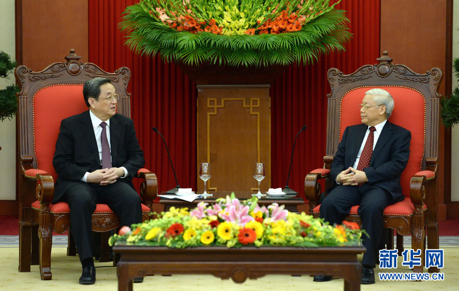 12月25日至27日，中共中央政治局常委、全國政協(xié)主席俞正聲對越南進(jìn)行正式訪問。這是12月26日，俞正聲在河內(nèi)會見越共中央總書記阮富仲。 新華社記者馬占成攝