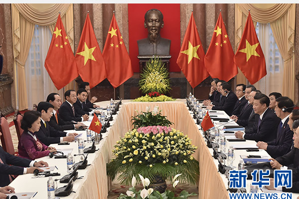 11月6日，中共中央總書記、國家主席習(xí)近平在河內(nèi)同越南國家主席張晉創(chuàng)舉行會談。 新華社記者李濤攝