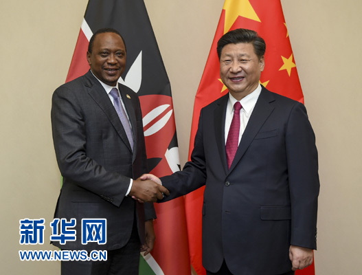 12月3日，國家主席習(xí)近平在約翰內(nèi)斯堡會(huì)見肯尼亞總統(tǒng)肯雅塔。新華社記者 謝環(huán)馳 攝