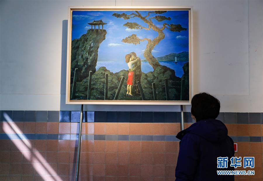 （國際&middot;圖文互動）（1）通訊：敲響半島和平鐘聲&mdash;&mdash;走訪韓朝非軍事區(qū)首爾藝術(shù)展