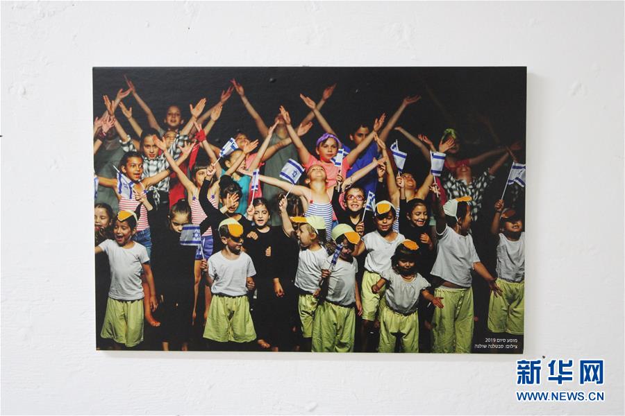 （國(guó)際&middot;圖文互動(dòng)）（1）通訊：以黎邊境防空洞里的舞蹈課