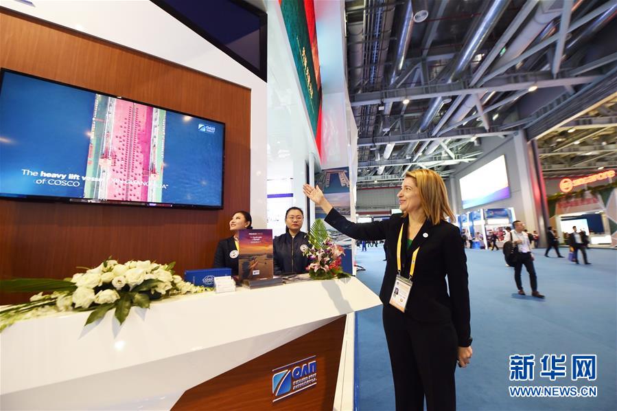 （新華全媒頭條&middot;圖文互動(dòng)）（11）秋天里的樂章&mdash;&mdash;第二屆中國(guó)國(guó)際進(jìn)口博覽會(huì)巡禮