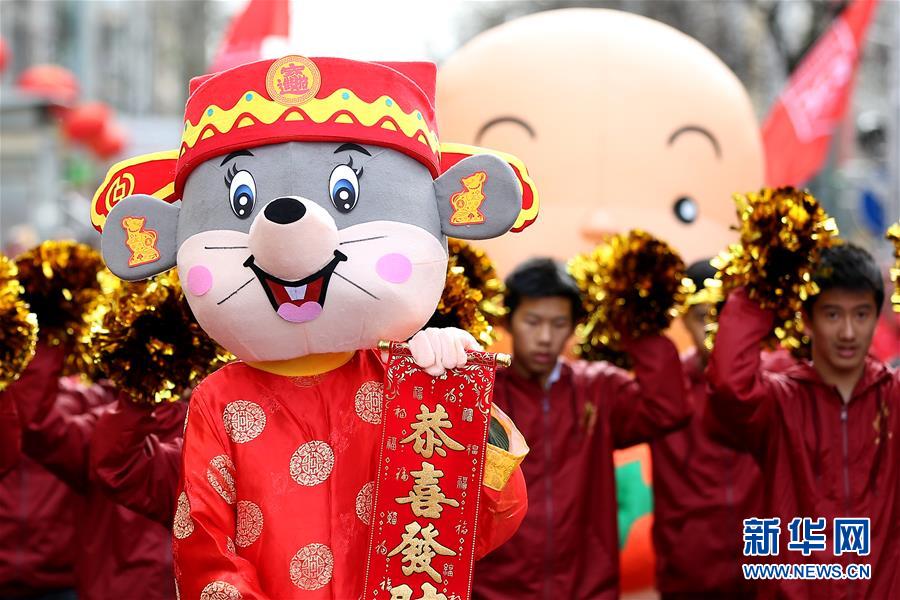 （國際&middot;圖文互動(dòng)）（2）年味飄進(jìn)里斯本