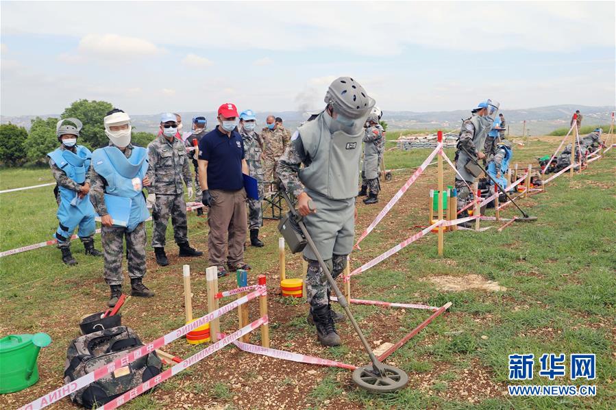 （XHDW&middot;圖文互動(dòng)）（3）中國赴黎維和官兵獲聯(lián)合國人道主義掃雷資質(zhì)