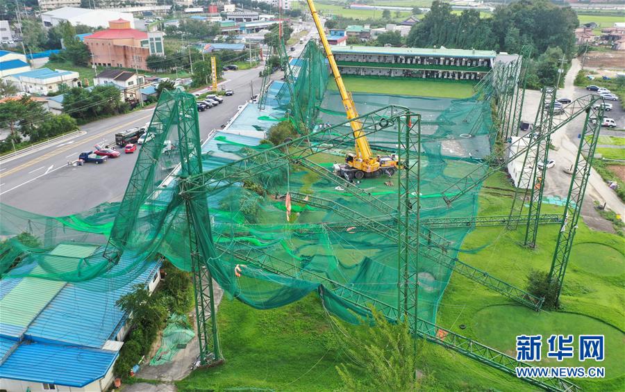 (國際)(5)超強(qiáng)臺風(fēng)“美莎克”過境韓國致1死1傷