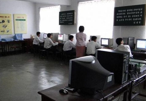 朝鮮斷網(wǎng)，是誰拔的插頭？