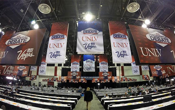 美總統(tǒng)大選&ldquo;三辯&rdquo;前彩排現(xiàn)場