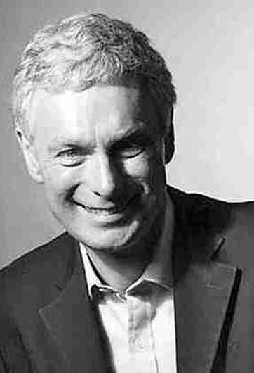 &ldquo;中國(guó)夢(mèng)&rdquo;需探索適合自己的路