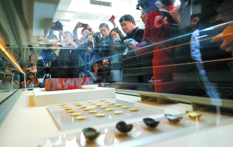 故宮養(yǎng)心殿寶匣里藏著啥寶貝？